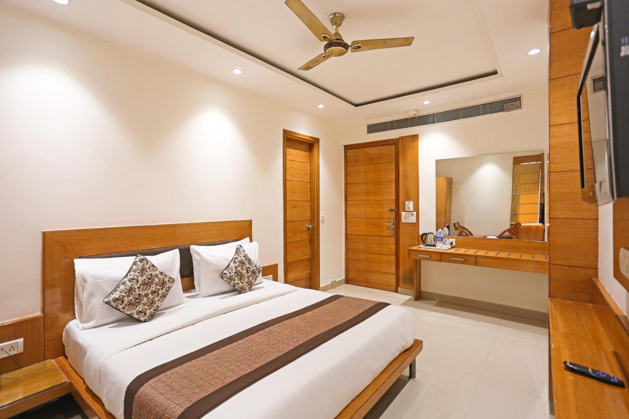 Hotel Fortuner, Karol Bagh, New Delhi Exterior photo