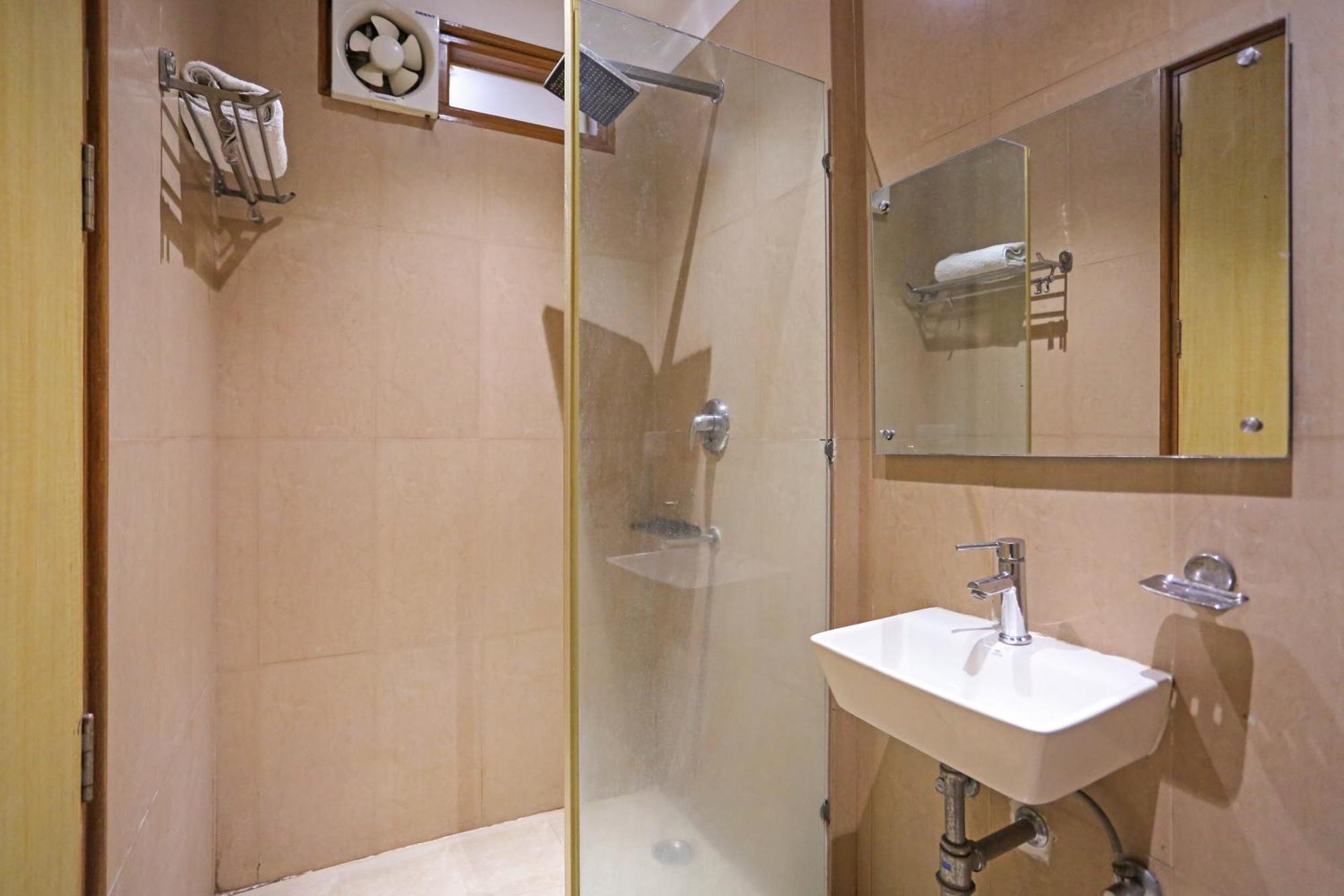 Hotel Fortuner, Karol Bagh, New Delhi Exterior photo